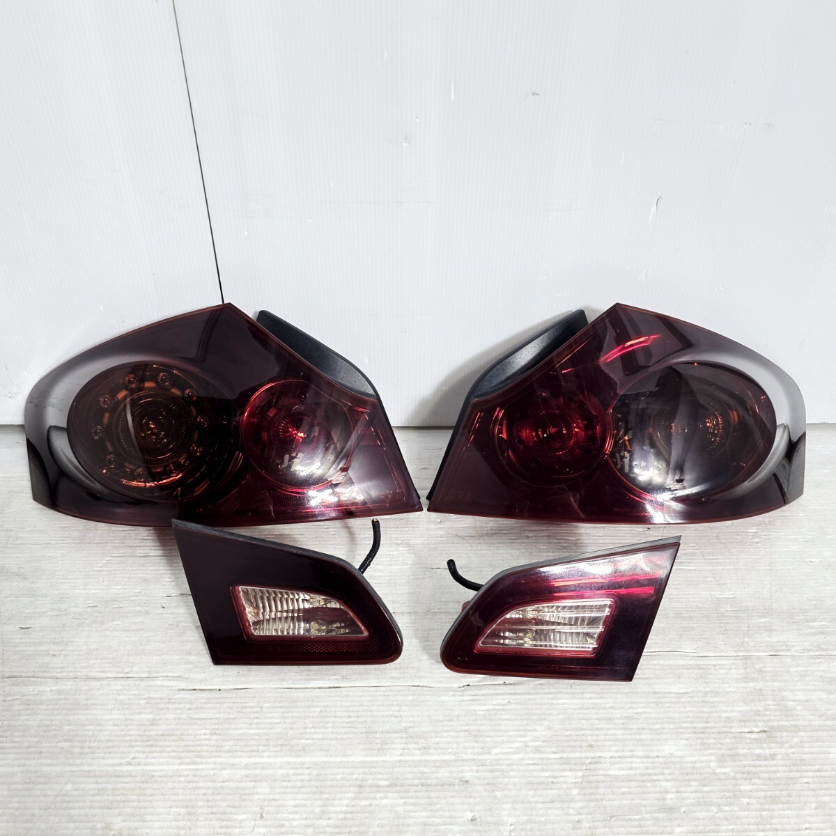 日産 スカイライン V36 セダン スモークブラック テールライト テールランプ 左右セット拍卖