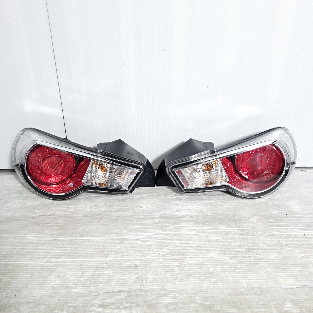 トヨタ ZN6 ZC6 テールランプ テールライト 左右セット 86 BRZ拍卖