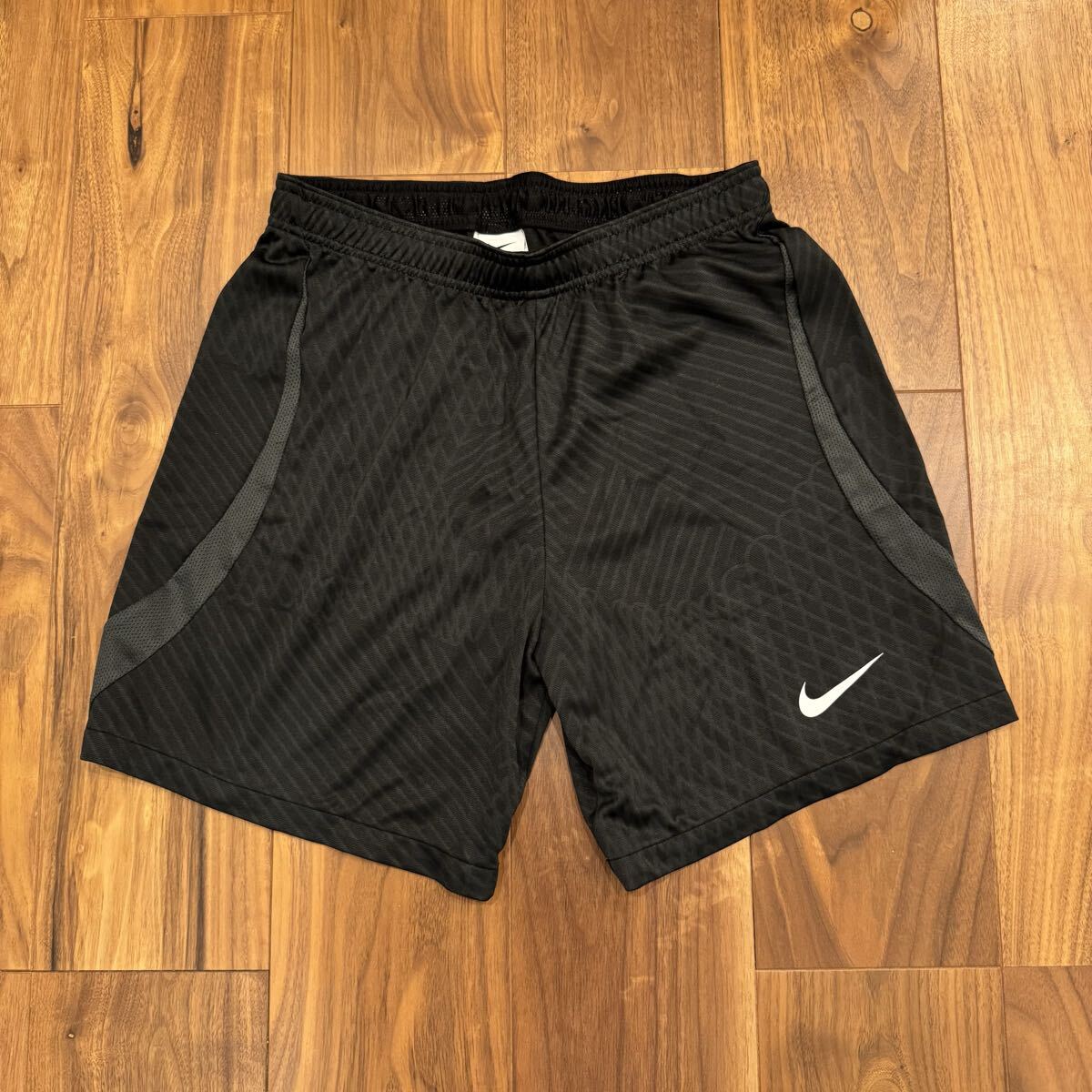 NIKE ナイキ ストライク ショーツ サッカー フットボール 黒 ブラック L ハーフパンツ ショートパンツ Black拍卖