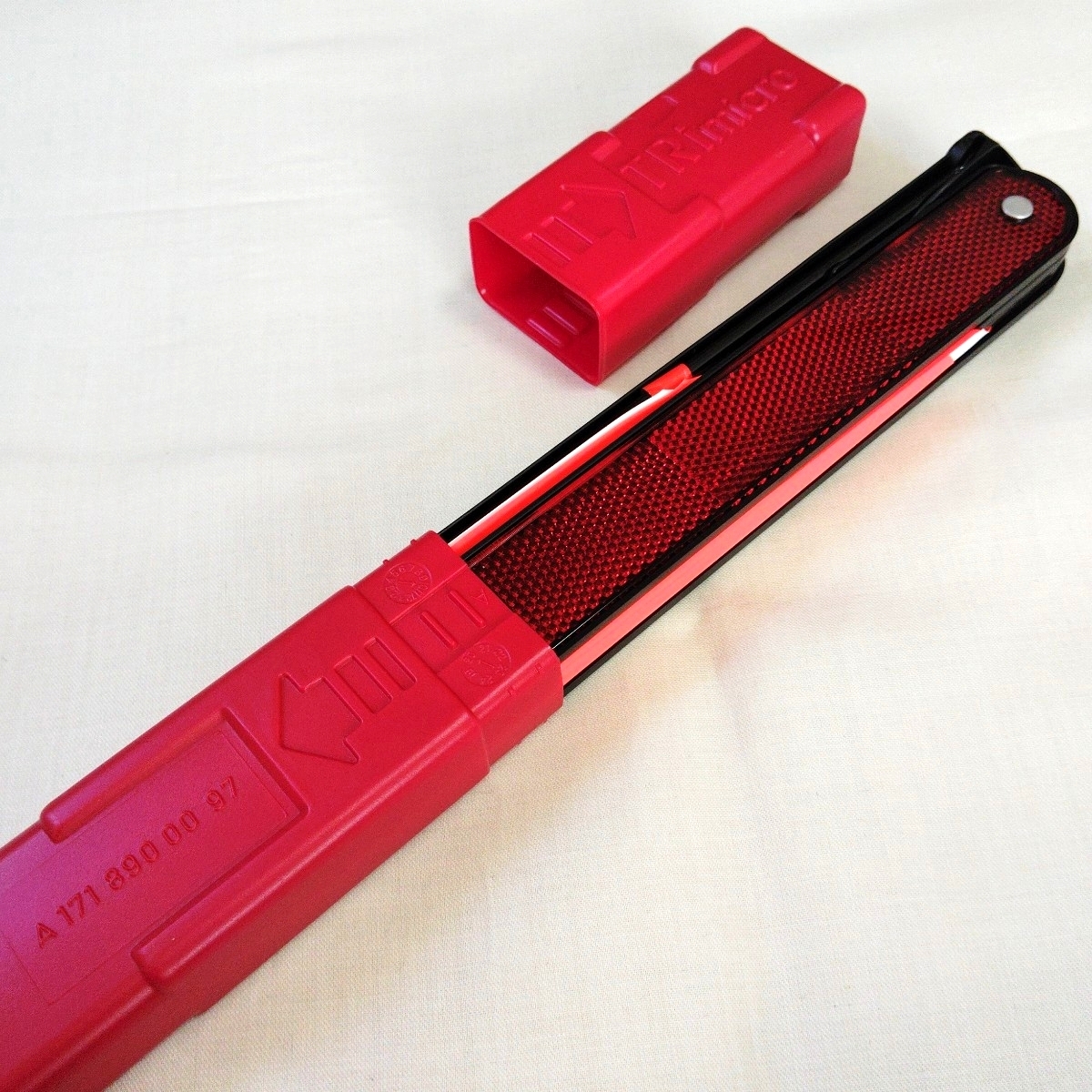 メルセデスベンツ 純正品 ■ 三角停止板 三角表示板 緊急表示板 車載用品 Mercedes-Benz ■ 未使用品 ■ 美品 A1718900097 GEBRA拍卖