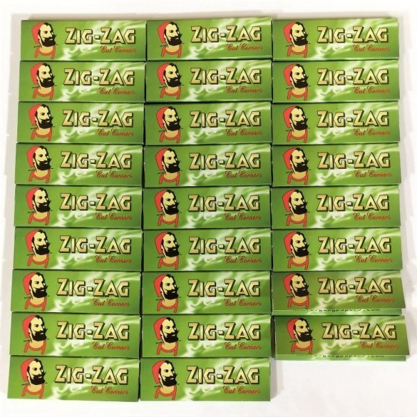 現品限り 未使用 フランス ZIG ZAG グリーン カットコーナー レギュラー スリム ペーパー 50枚入 26個 手巻きタバコ用 巻紙 ジグザグ J3拍卖