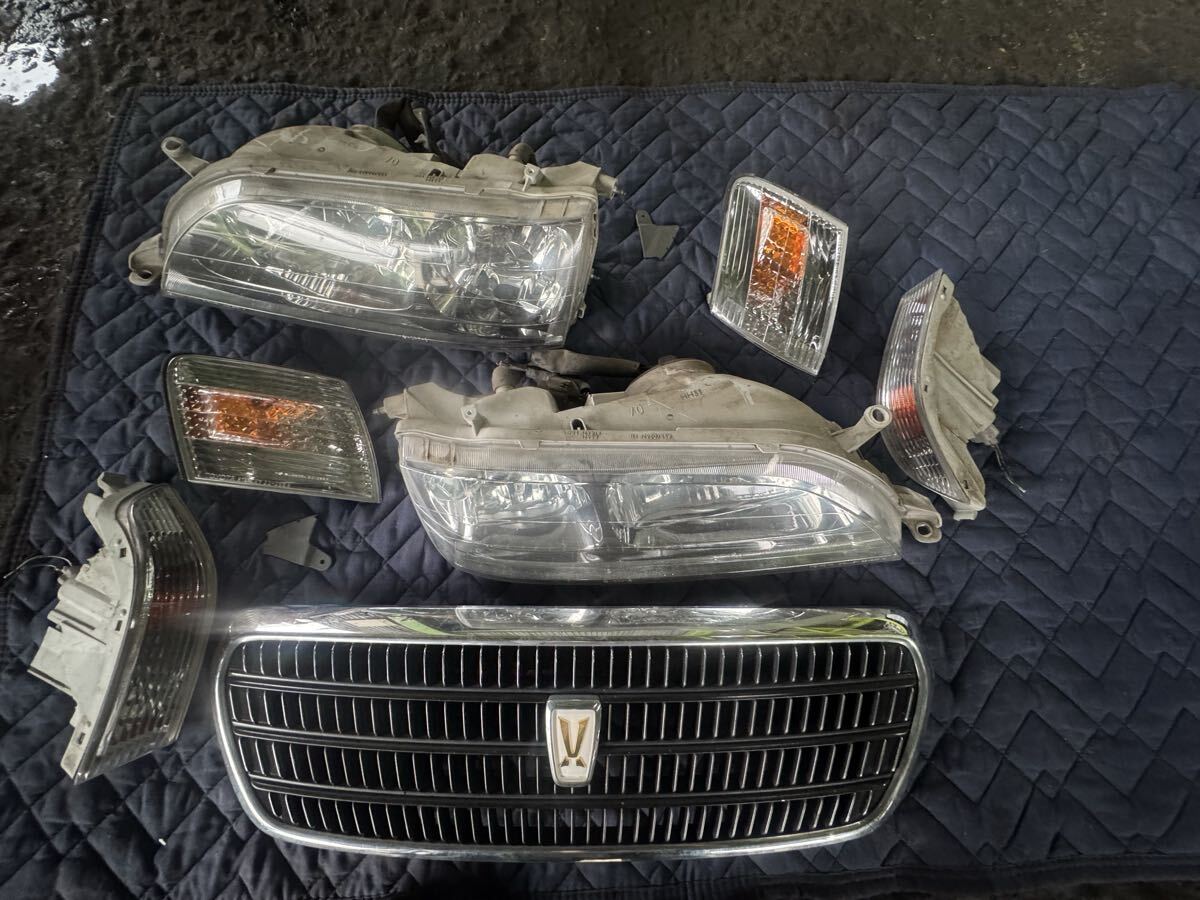 GX100 ヘッドライト 左右 フロントグリル フォグランプ拍卖