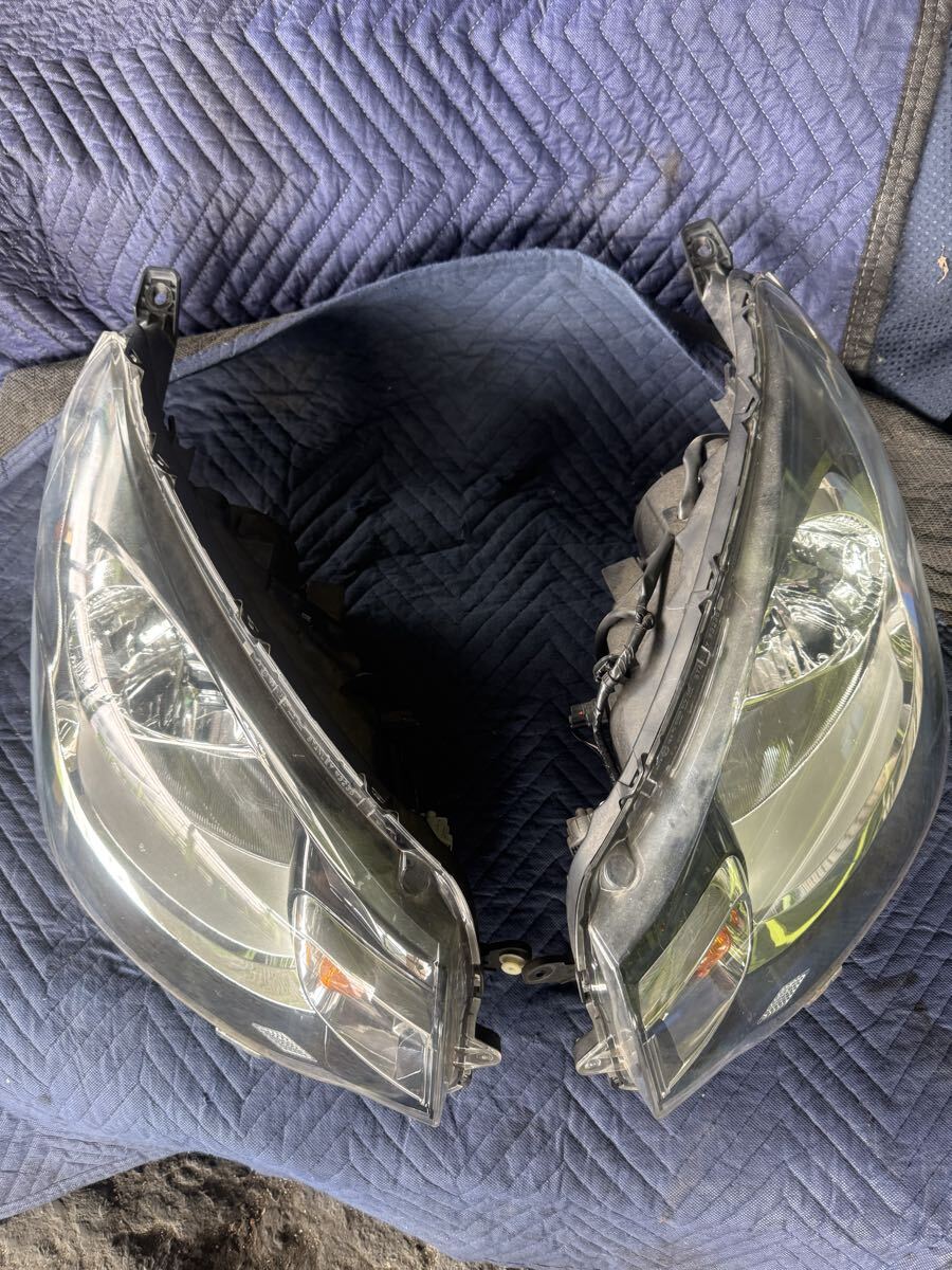 B11W ヘッドライト 左右セット HID w3236 三菱拍卖