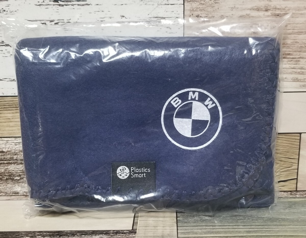 未使用 BMW ブランケット ベルト付 ネイビーブルー 再生PET リサイクルエコ素材 キャンプ車中泊拍卖