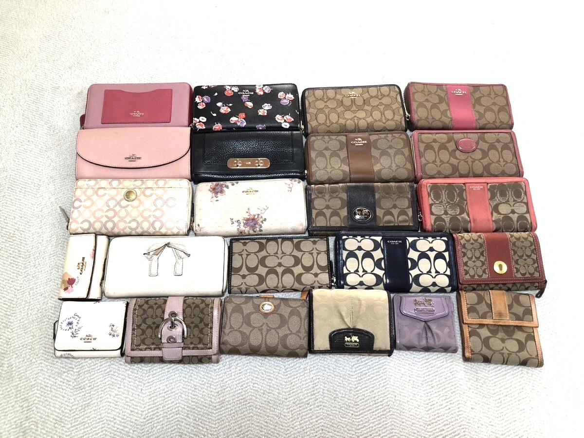 1円スタート! コーチ まとめ 23点 長財布 シグネチャー PVC 花柄 折り財布 COACH拍卖