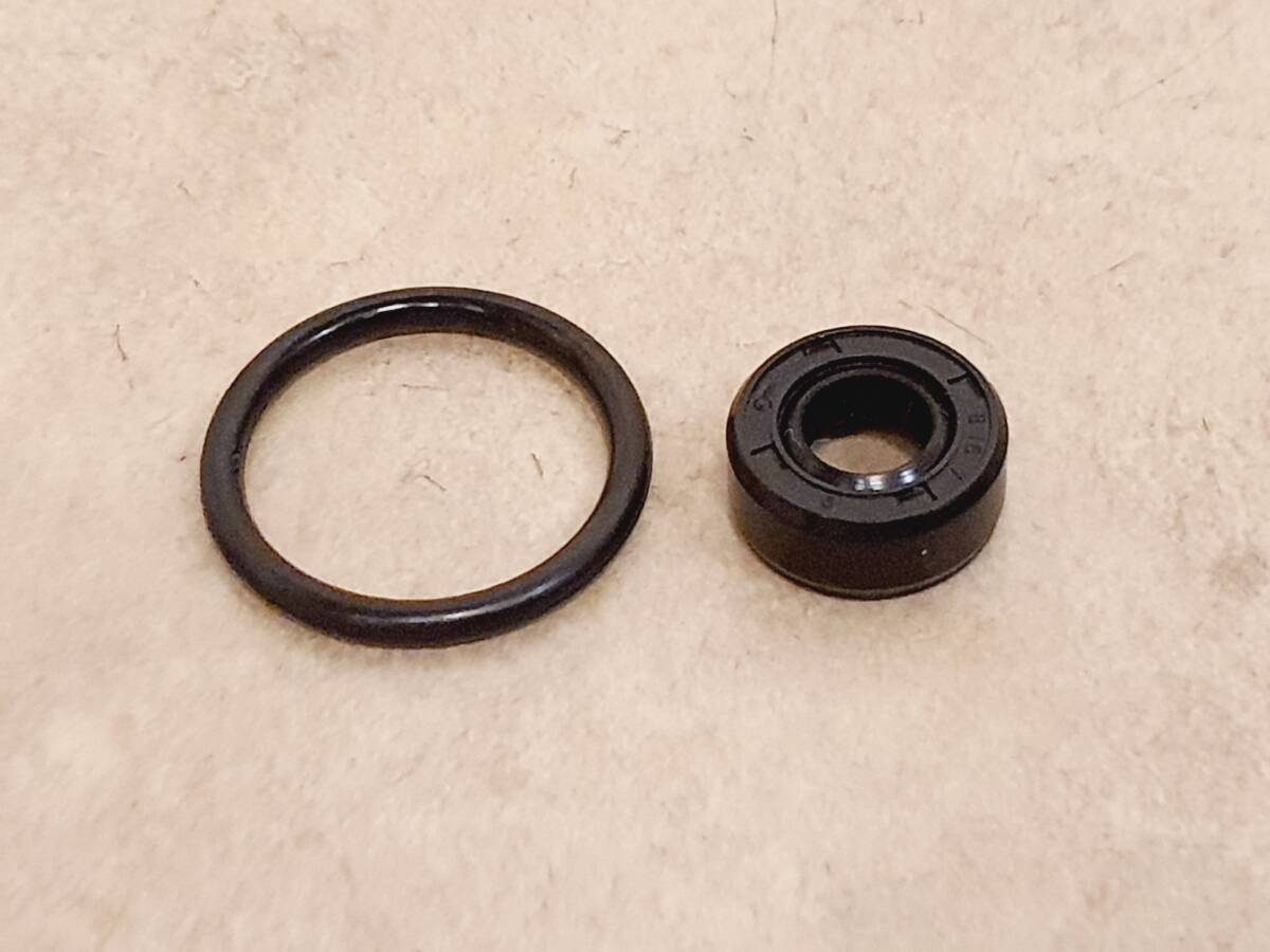 ルノー・4 キャトル スピードメーター ケーブルドライブピニオン オイルシール Oリング セット拍卖