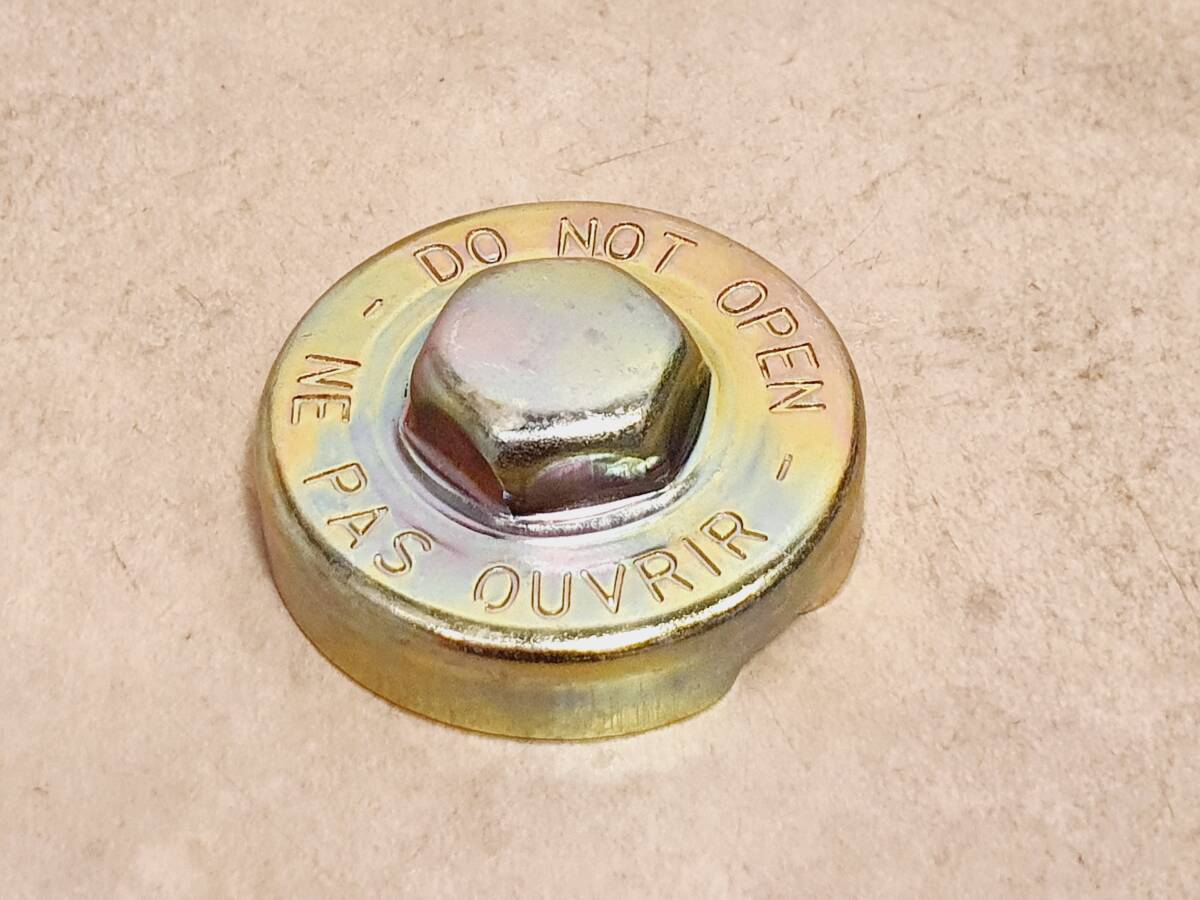 ルノー・4 キャトル ラジエーターキャップ拍卖