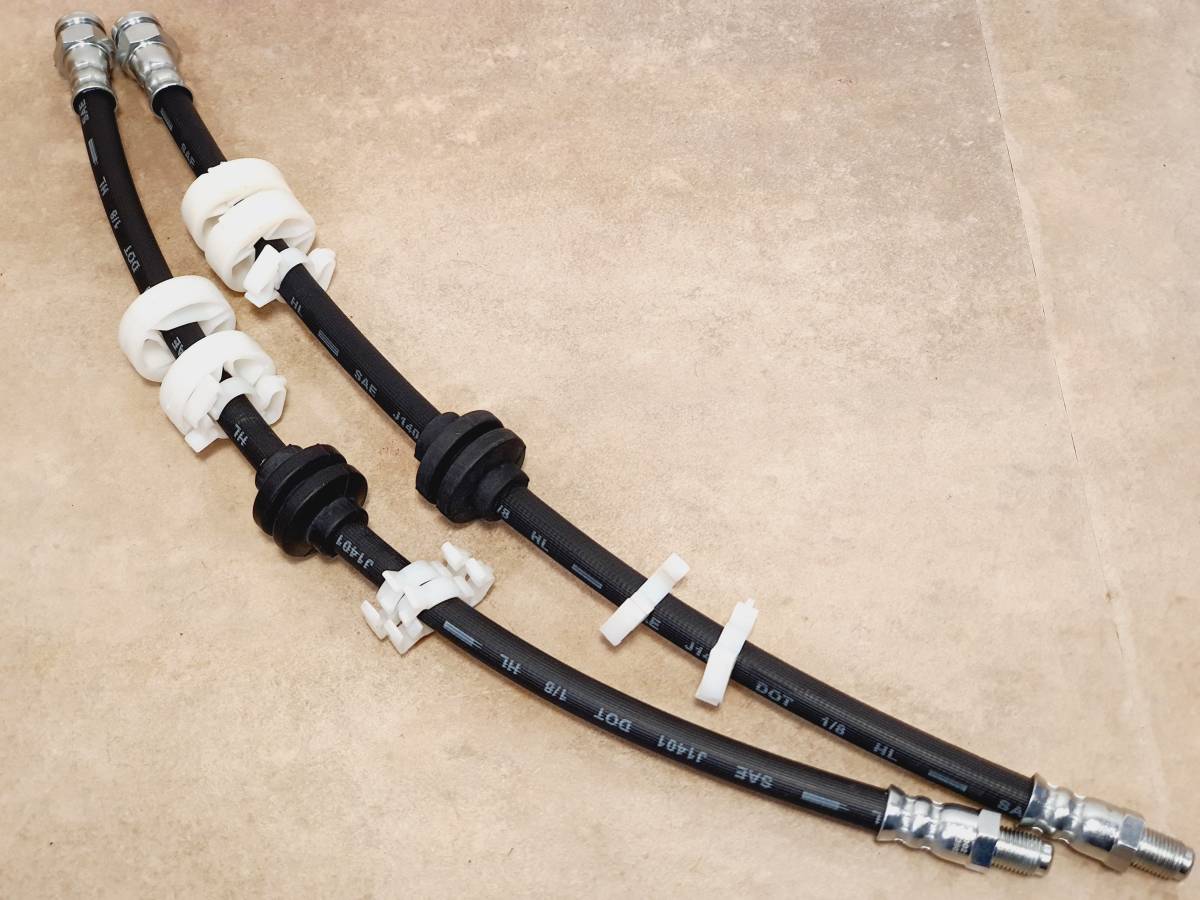 アルファロメオ・145/146/155/164/スパイダー フロントブレーキホース 2本セット拍卖