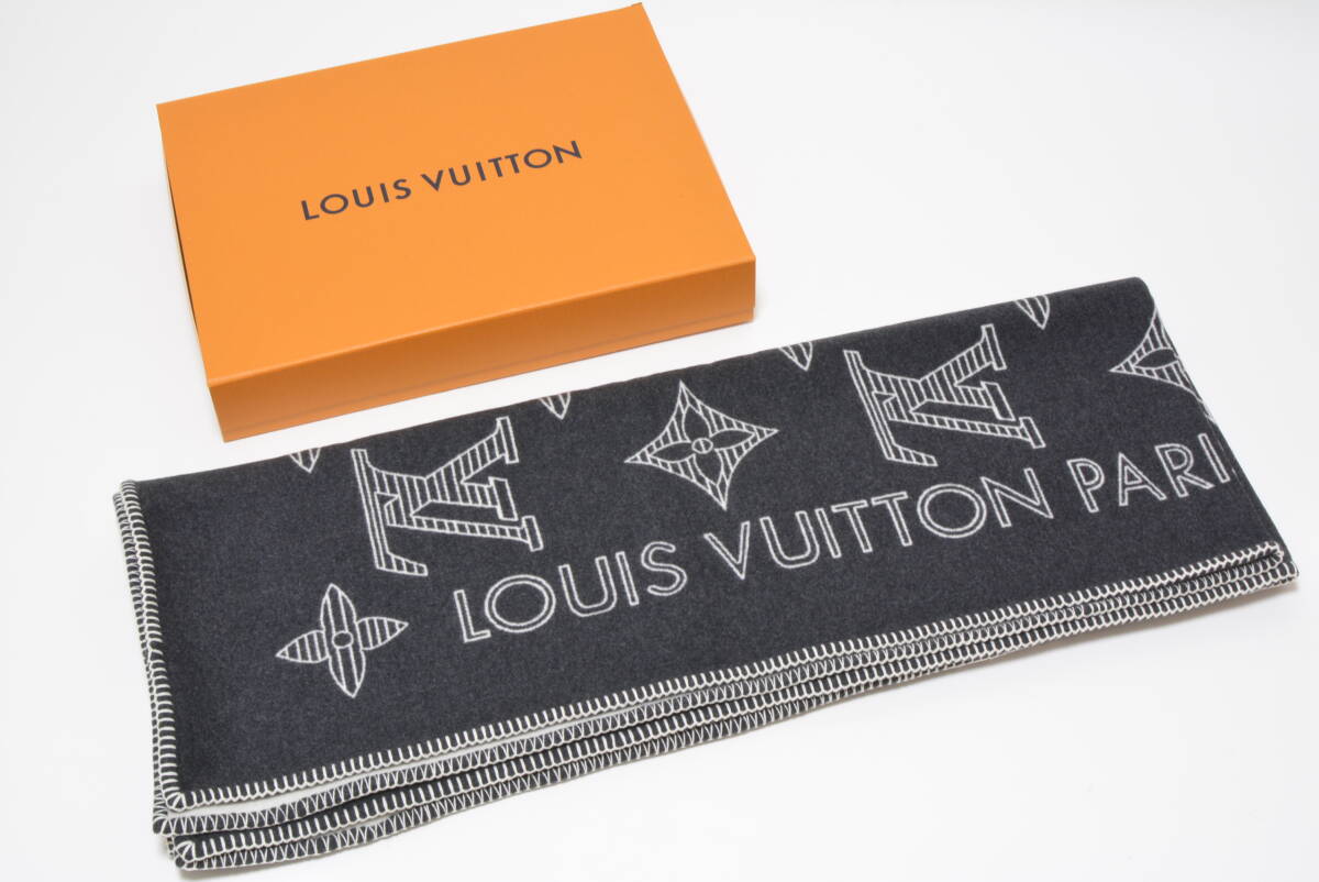 未使用 ルイヴィトン ブランケット・モノグラム シャドウ 現行 カシミヤ&ソフトウール リバーシブル 定30万 ラムウールAnthracite ラグ毛布拍卖