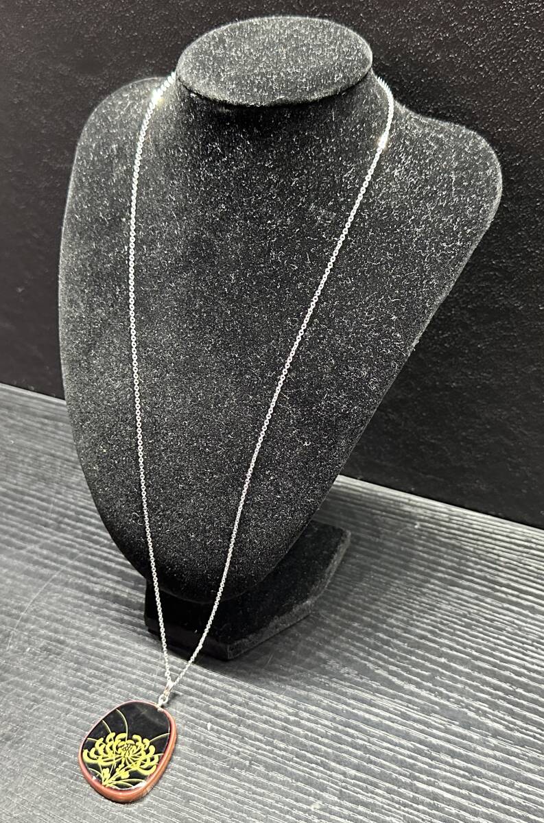 彼岸花 鳥 ネックレス 堆朱? 金蒔絵? アンティーク 和物 ペンダント アクセサリー BA256拍卖