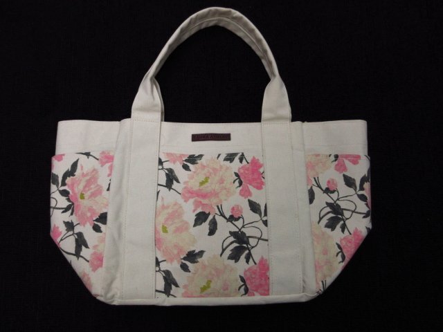 m3557 LAURA ASHLEY キャンバストートバッグ 生成り×ピンク花 ローラアシュレイ サイズ約26×20×26cm拍卖
