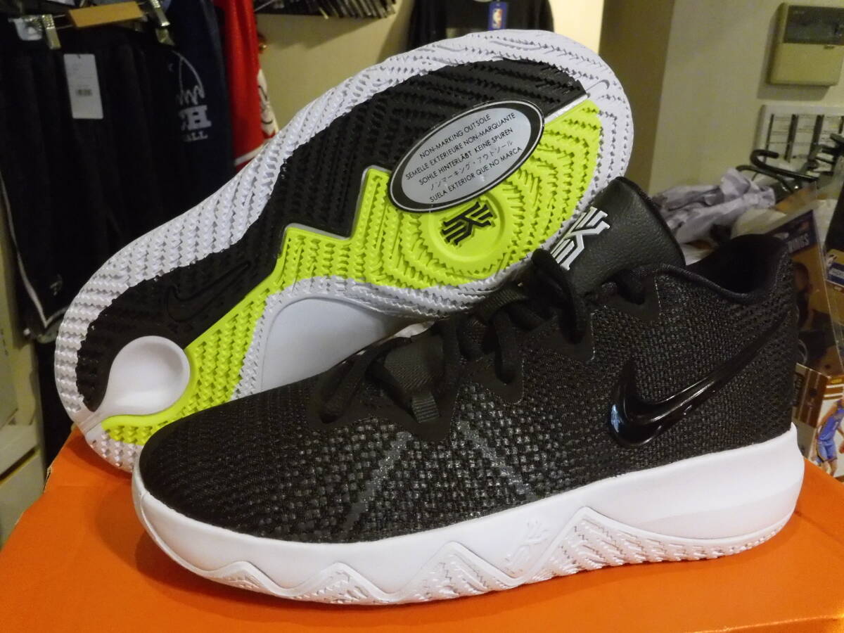 送料込 新品 カイリー アービング ナイキ製 バスケットシューズ カイリー フライトラップ GS 黒白黄緑 100% 本物 正規品拍卖
