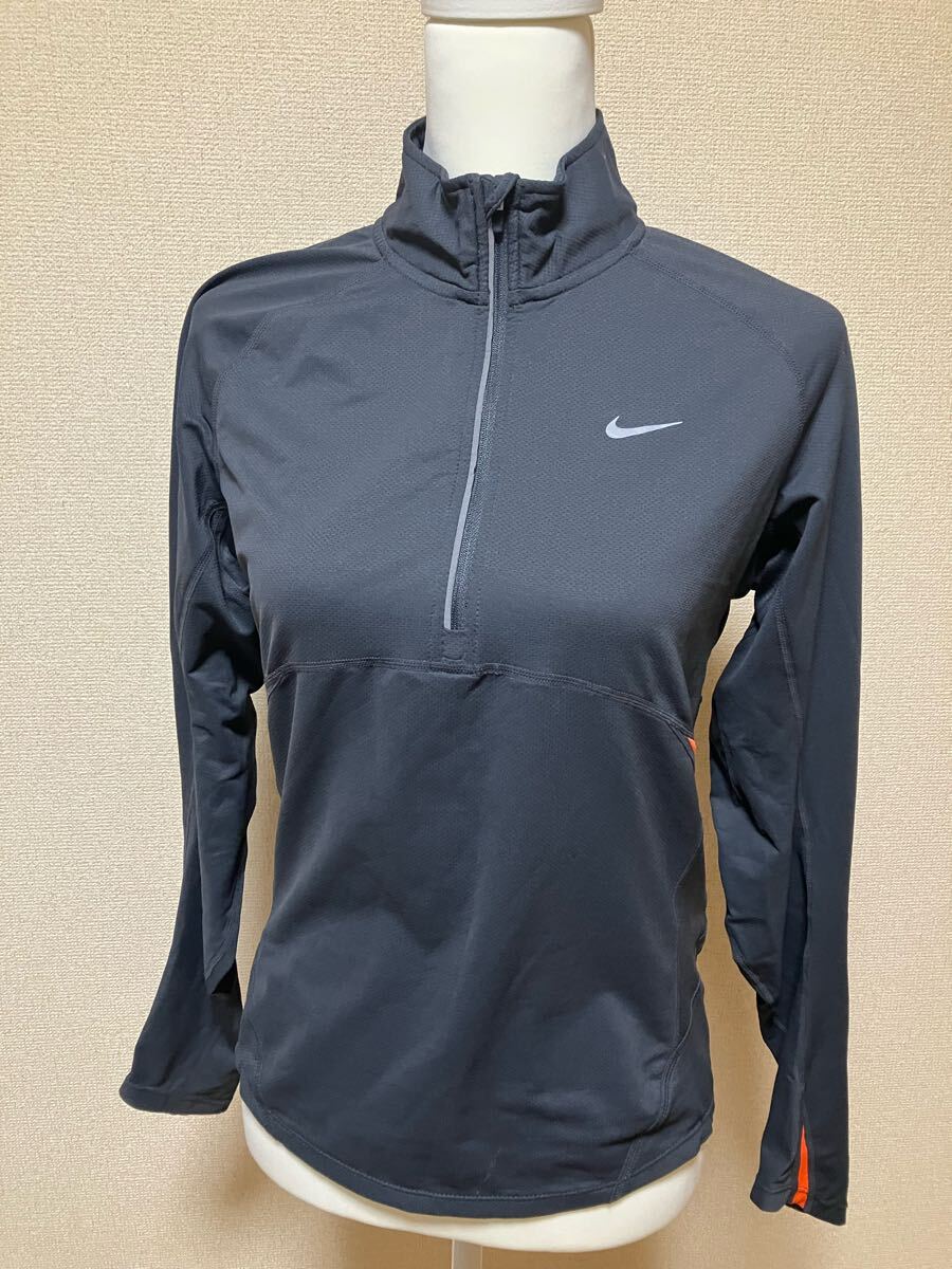 ナイキNIKEチャコールグレー長袖ハーフアップTシャツSサイズUSED※後ポケット付き・ NIKEFIT・マラソンウエア・ ランニングウエア拍卖