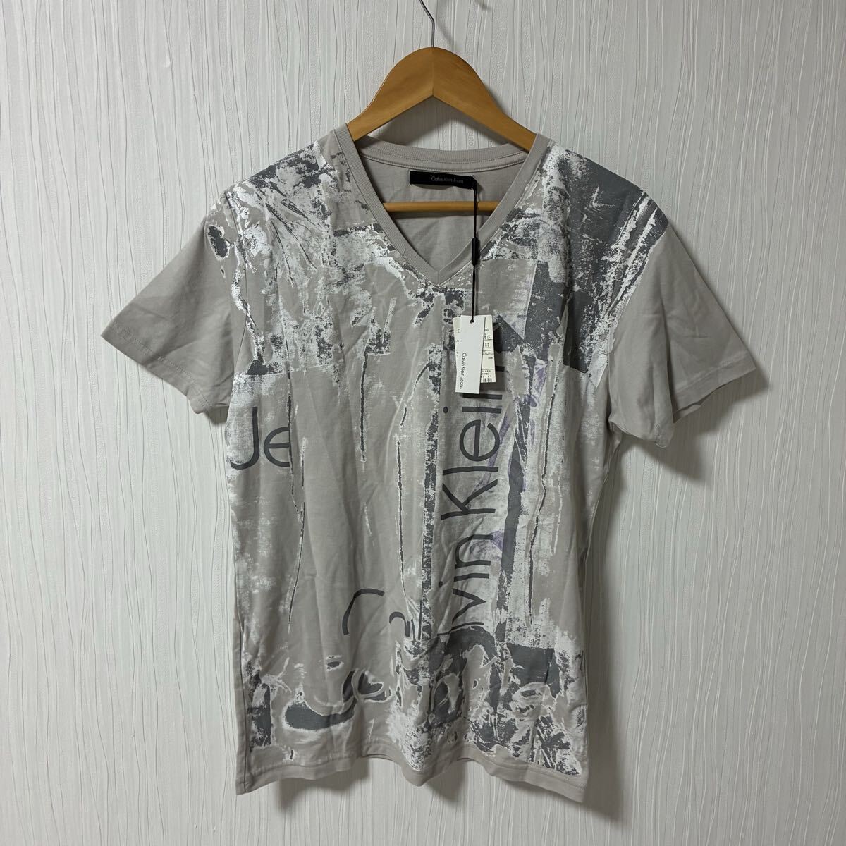 未使用 Calvin Klein カルバンクライン Vネック 半袖Tシャツ メンズ サイズL プリントTシャツ a1281拍卖
