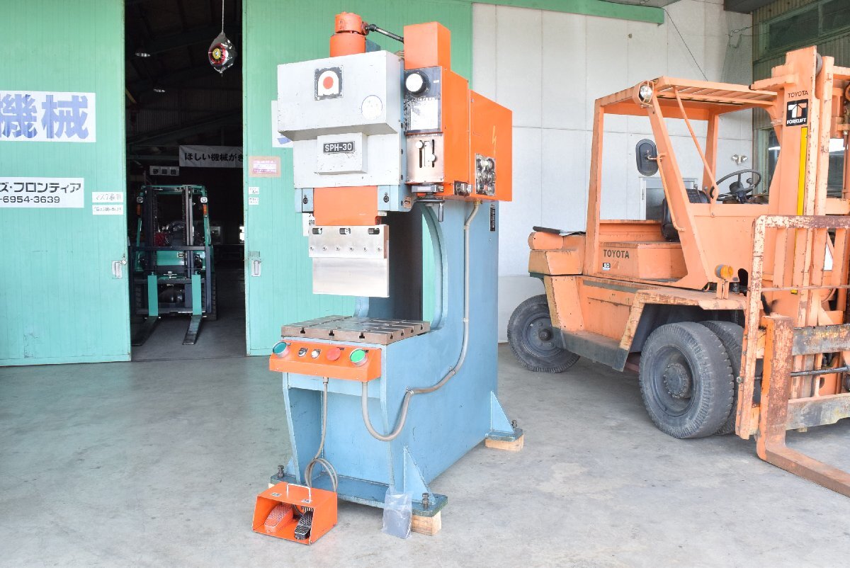 =最終値下げ=【アマダ】万能油圧ベンダー SPH-30C 1986年 30トン 点検、清掃済み!!三重県拍卖
