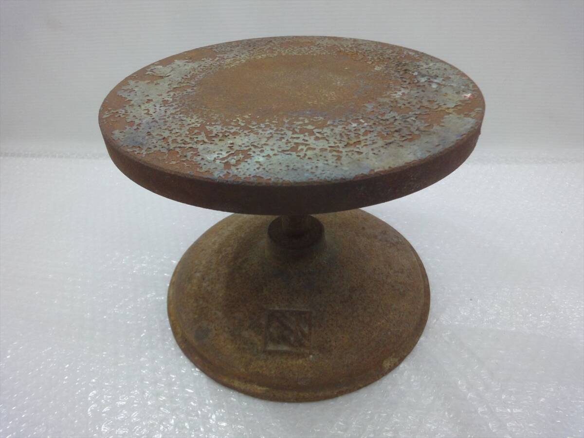 j22-12T2839 / 陶芸 ろくろ 金属製 直径25cm 高さ約19cm拍卖