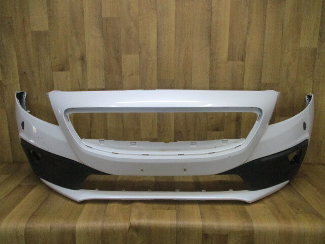 F3/ MB系ボルボV40 クロスカントリー純正フロントバンパー31353310拍卖