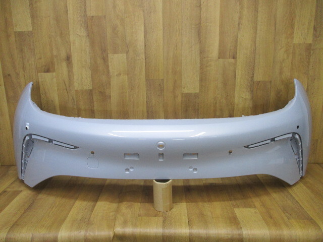 F3/ EM2EXS BYD ドルフィン純正フロントバンパーEM2EU-2803111拍卖