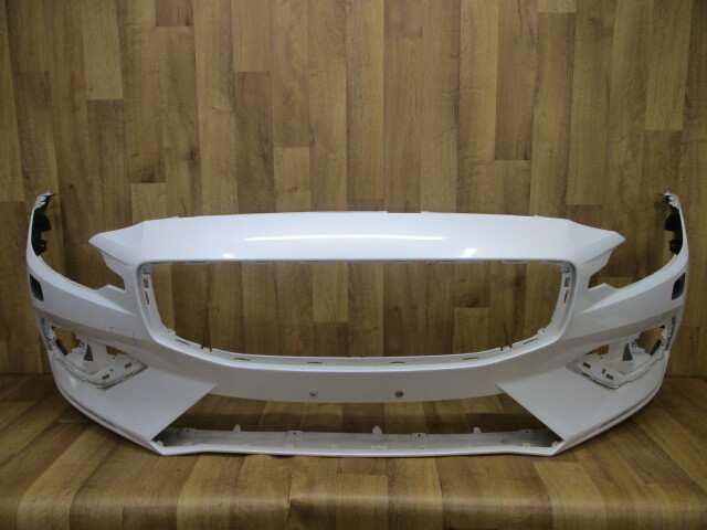 F3/ ZB系ボルボV60/S60純正フロントバンパー31690589拍卖