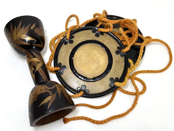 旧家蔵出 時代 小鼓 幸流? 革 虎 蒔絵 能楽 和楽器 雅楽 神楽拍卖