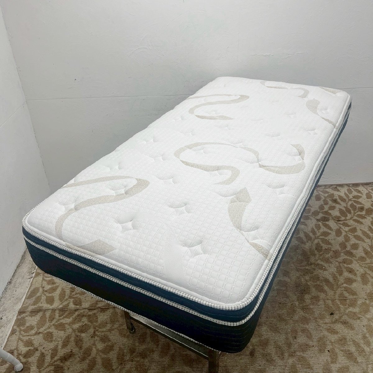 シモンズ マットレス シングル エッセンシャルSM ポケットコイルスプリング /D2126拍卖