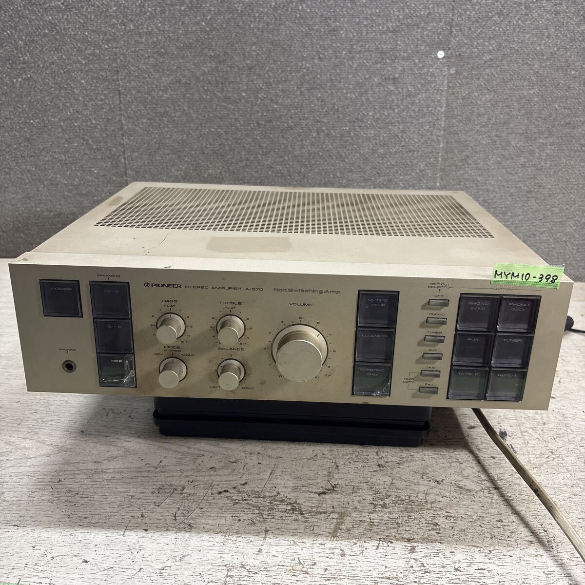MYM10-398 激安 PIONEER A-570 STEREO AMPLIFIER 通電、電源オン、オフOK 中古現状品 ※3回再出品で処分拍卖