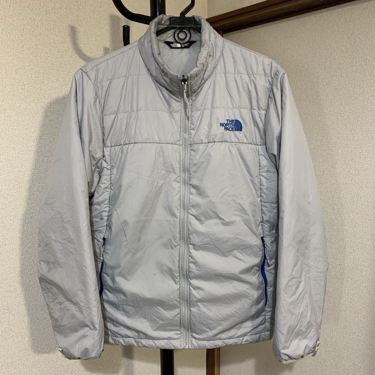 THE NORTH FACE ザ・ノース・フェイス / 中綿ジャケット / サイズ:L / 色:ライトグレー / ※訳あり拍卖