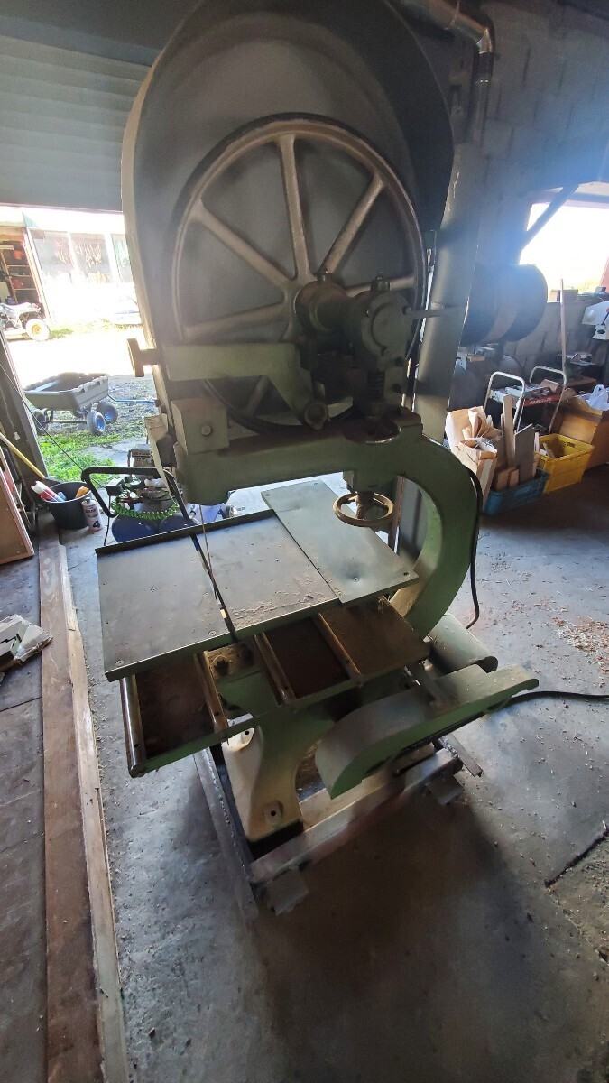 バンドソー 帯鋸 江別市より 200V 稼働品 日立 HITACHI 木工 工作機械拍卖