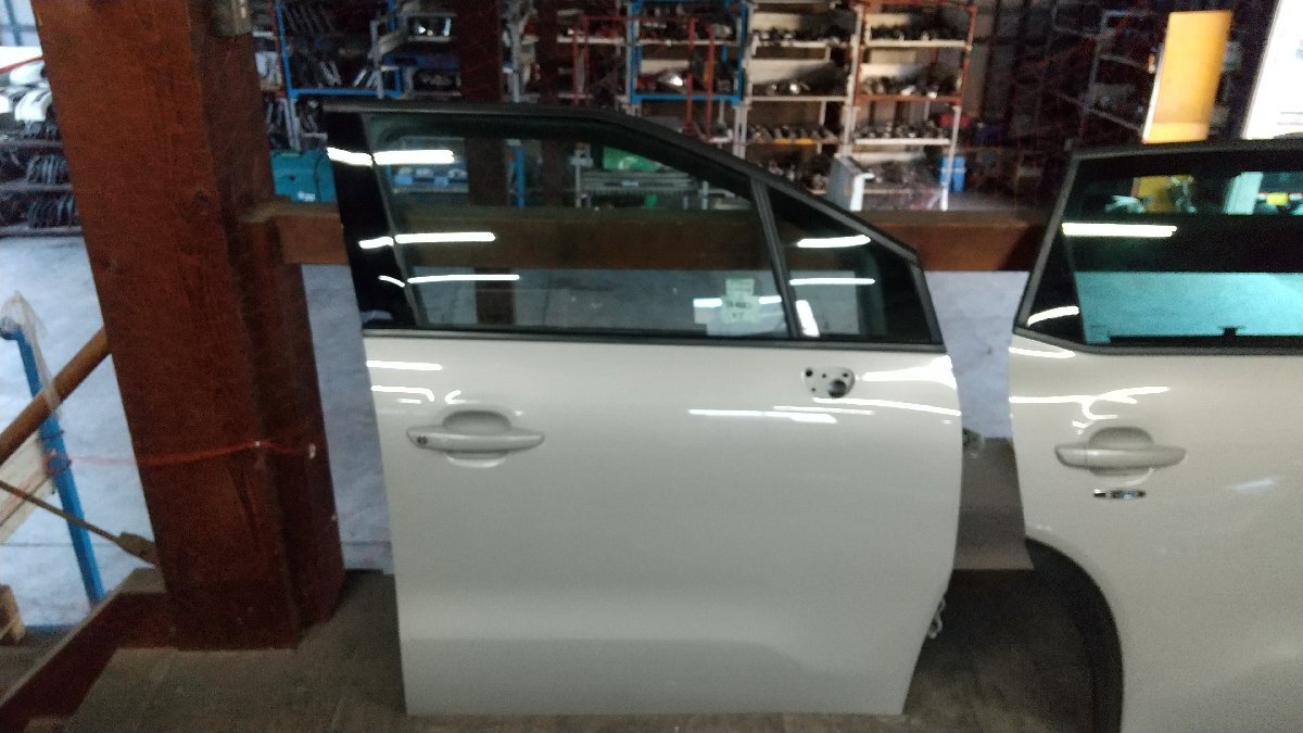 シトロエン C3 エアクロス VF72RHNPX 運転席側 フロントドア 拍卖