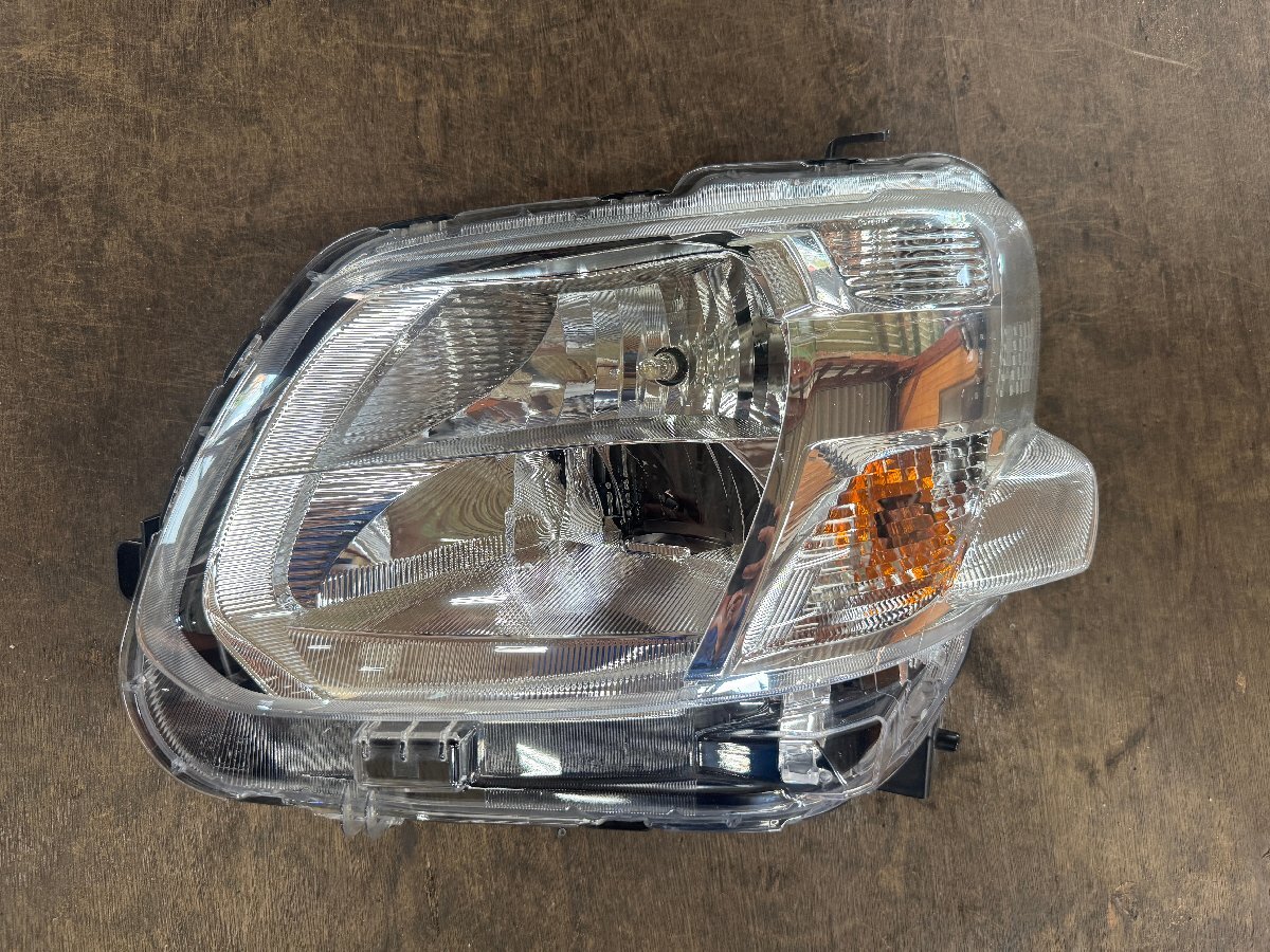 ダイハツ LA600S タント ヘッドライト 助手席側 L 純正拍卖
