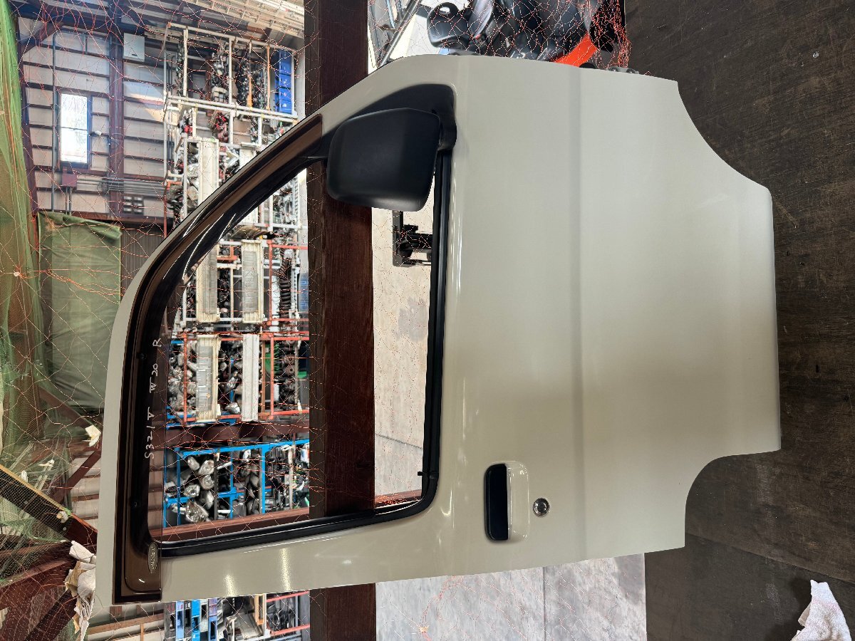 S321V ダイハツ ハイゼット 運転席 R フロントドア W20拍卖