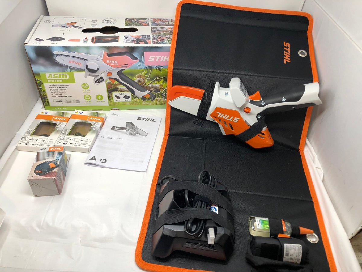 ◆未使用 STIHL バッテリーガーデンカッター GTA26 バッテリー2個(内1個中古品) スペアチェ-ン2本付 充電器 収納ケース◆18921★拍卖