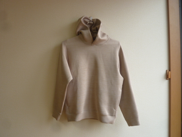 UNIQLO ユニクロ  ウルトラストレッチドライスウェットプルパーカS拍卖