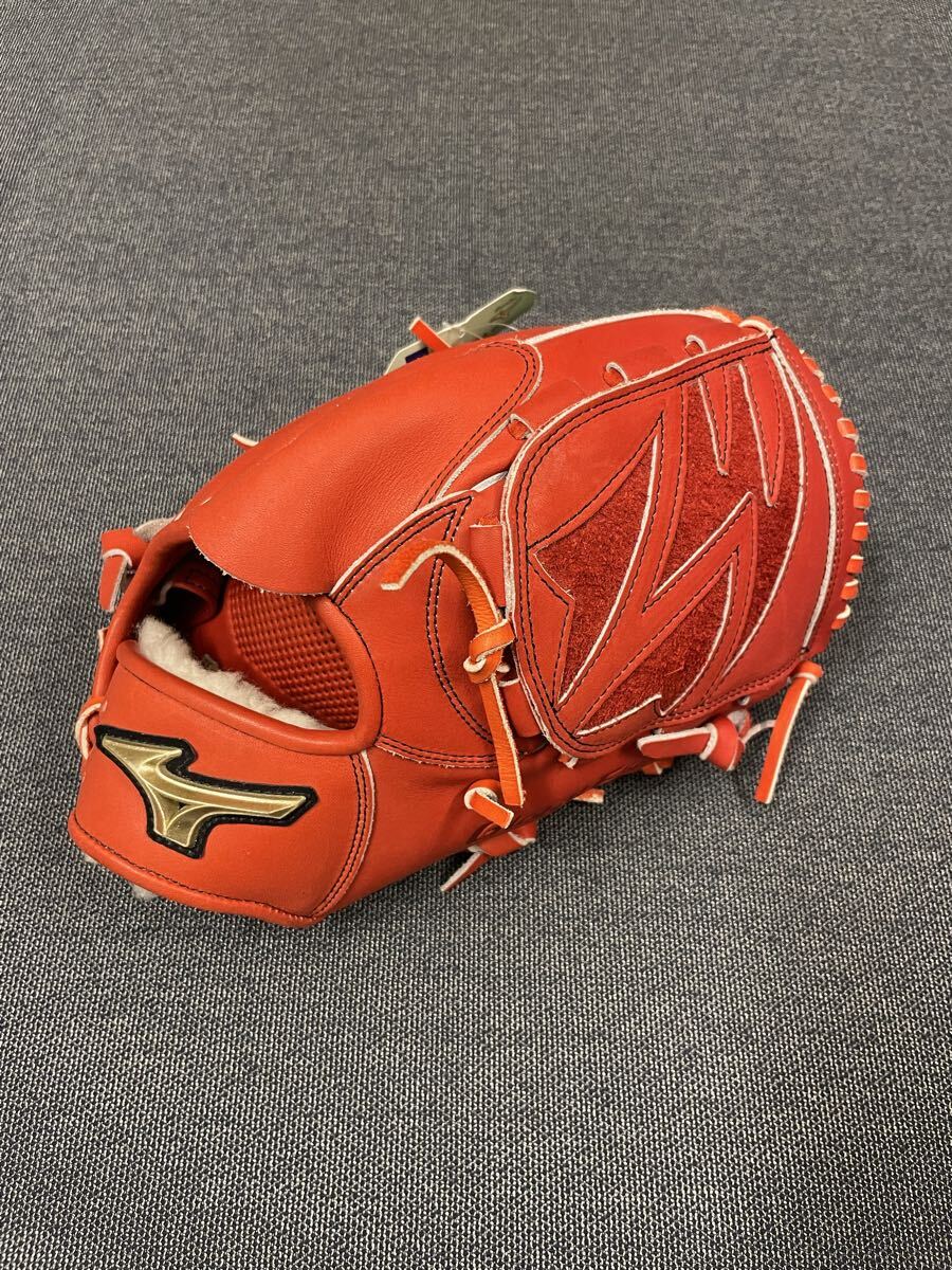 新品 ミズノ グローバルエリート 野球 硬式グローブ 一般用 大人 右投げ グラブ 投手 右利き オレンジ 高校野球対応 学生拍卖