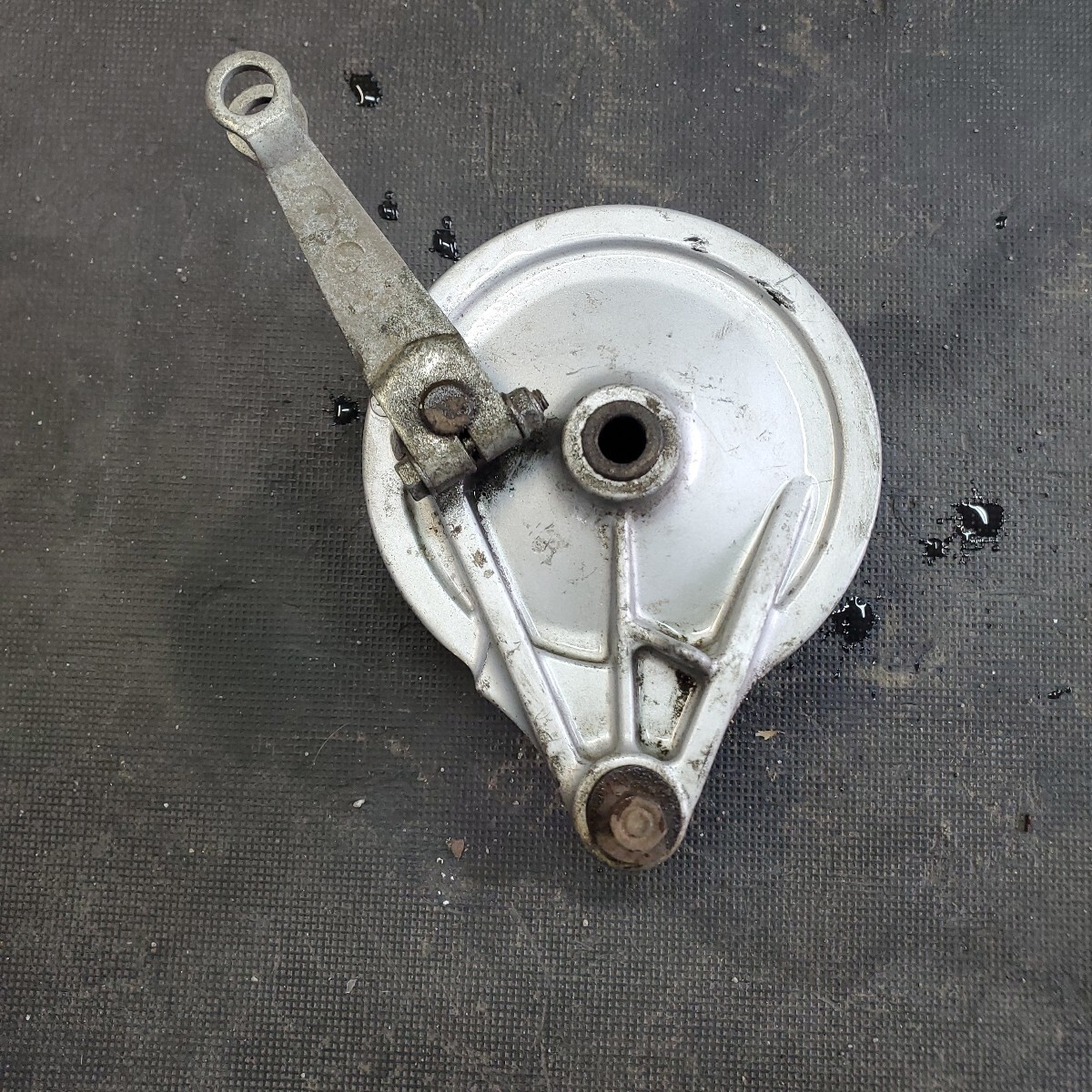 ホンダ純正 リアブレーキパネル マグナ50 ジャズ拍卖