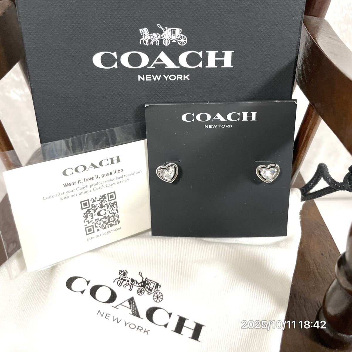 未使用 COACH コーチ ハートモチーフ シルバーカラー ラインストーン 2way ピアス イヤリング アクセサリー 箱付き拍卖