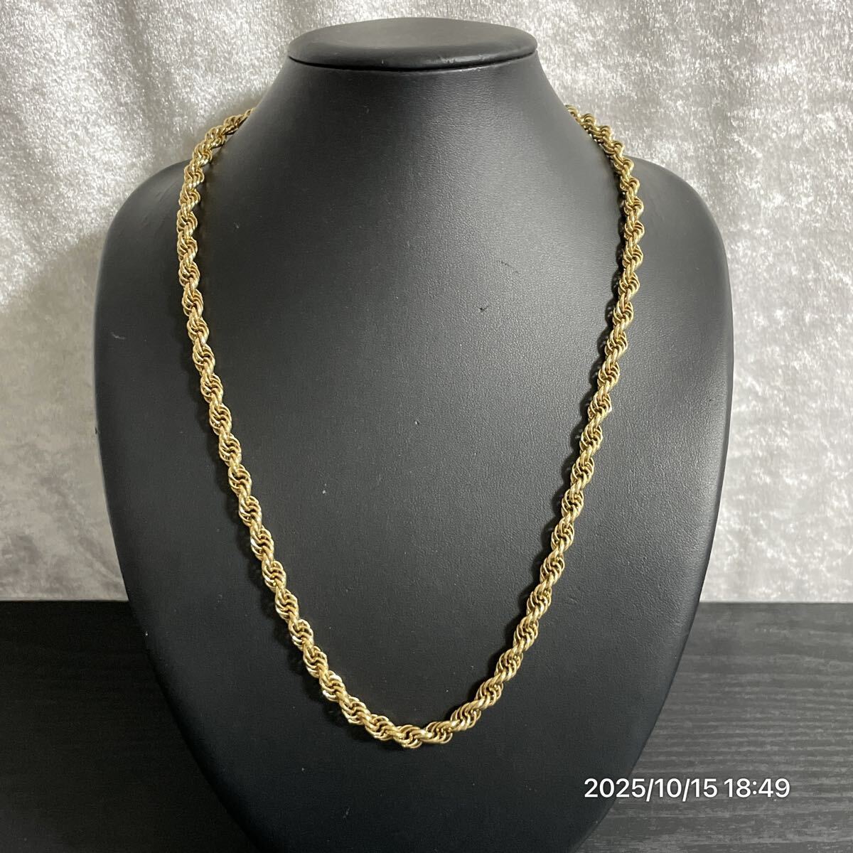 美品 GIVENCHY ジバンシー ジバンシィ Gロゴ ゴールドカラー ツイストチェーン ネックレス アクセサリー 装飾品拍卖