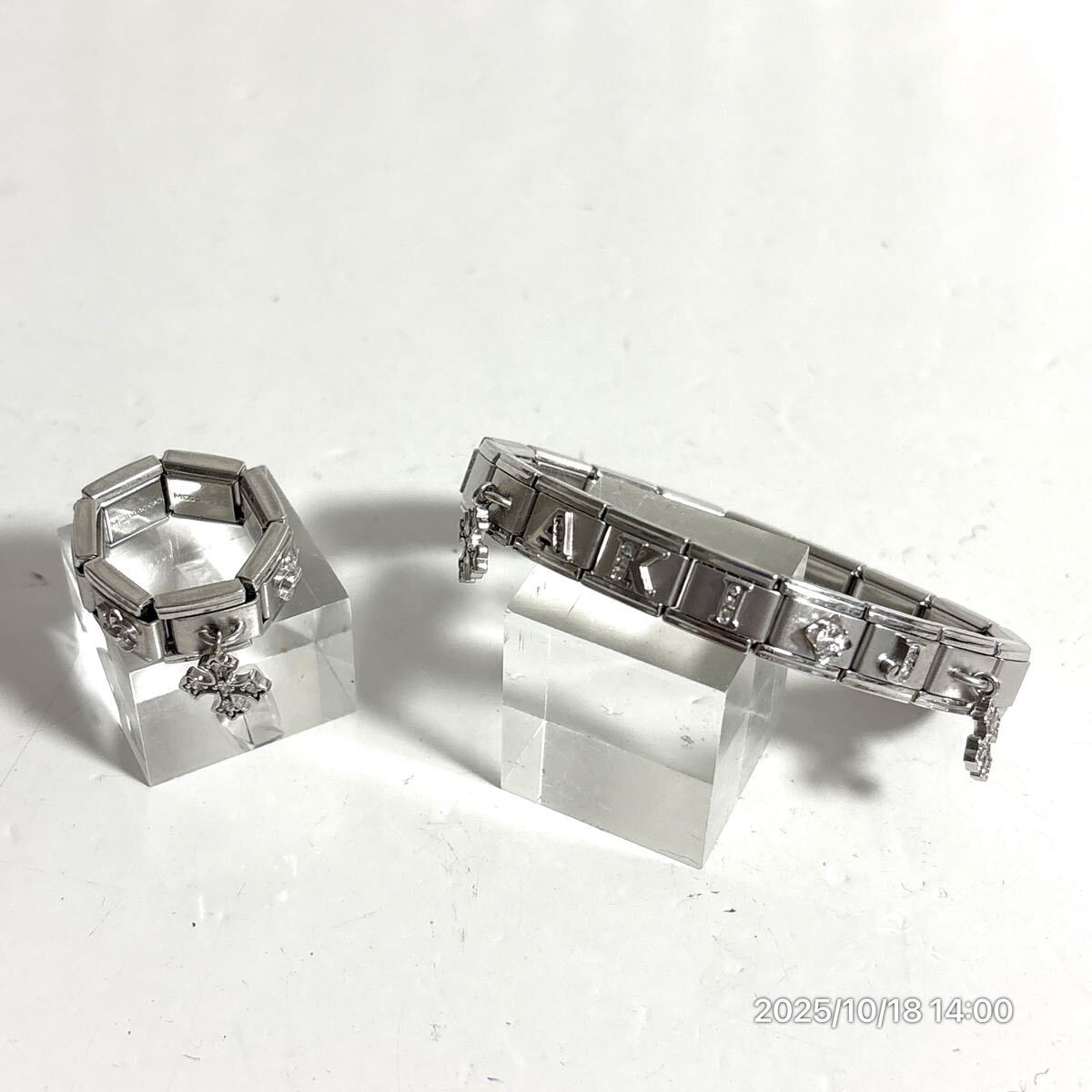 美品 MESSAGGIO メッサジオ CROSS クロス 十字 百合 ラインストーン シルバーカラー リング×ブレスレット セット アクセサリー 装飾品拍卖
