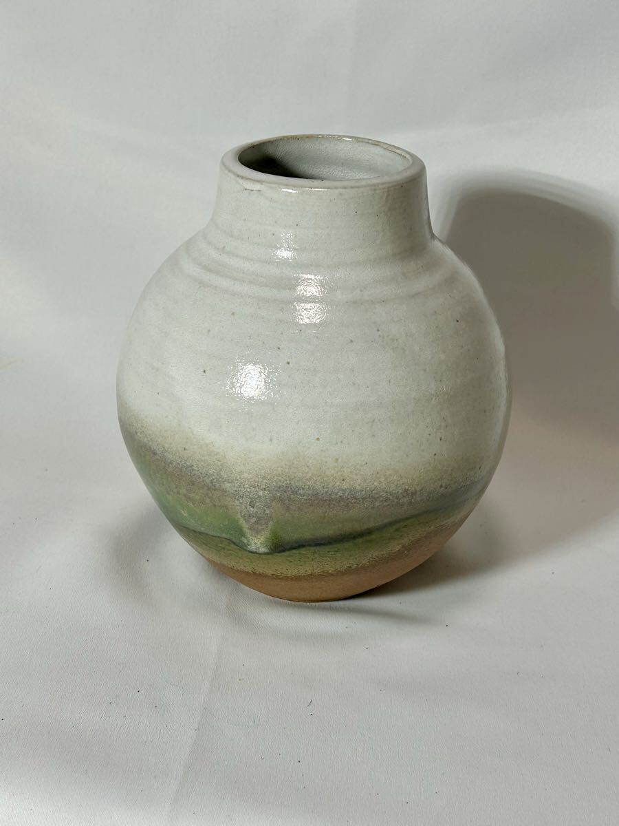 萩焼 花瓶 黒田光楽窯 黒田耕三朗 共箱 栞付 上品 白釉 景色壺 Hagi ware Vase Kuroda Kouraku Pottery Koza-buro Kuroda拍卖