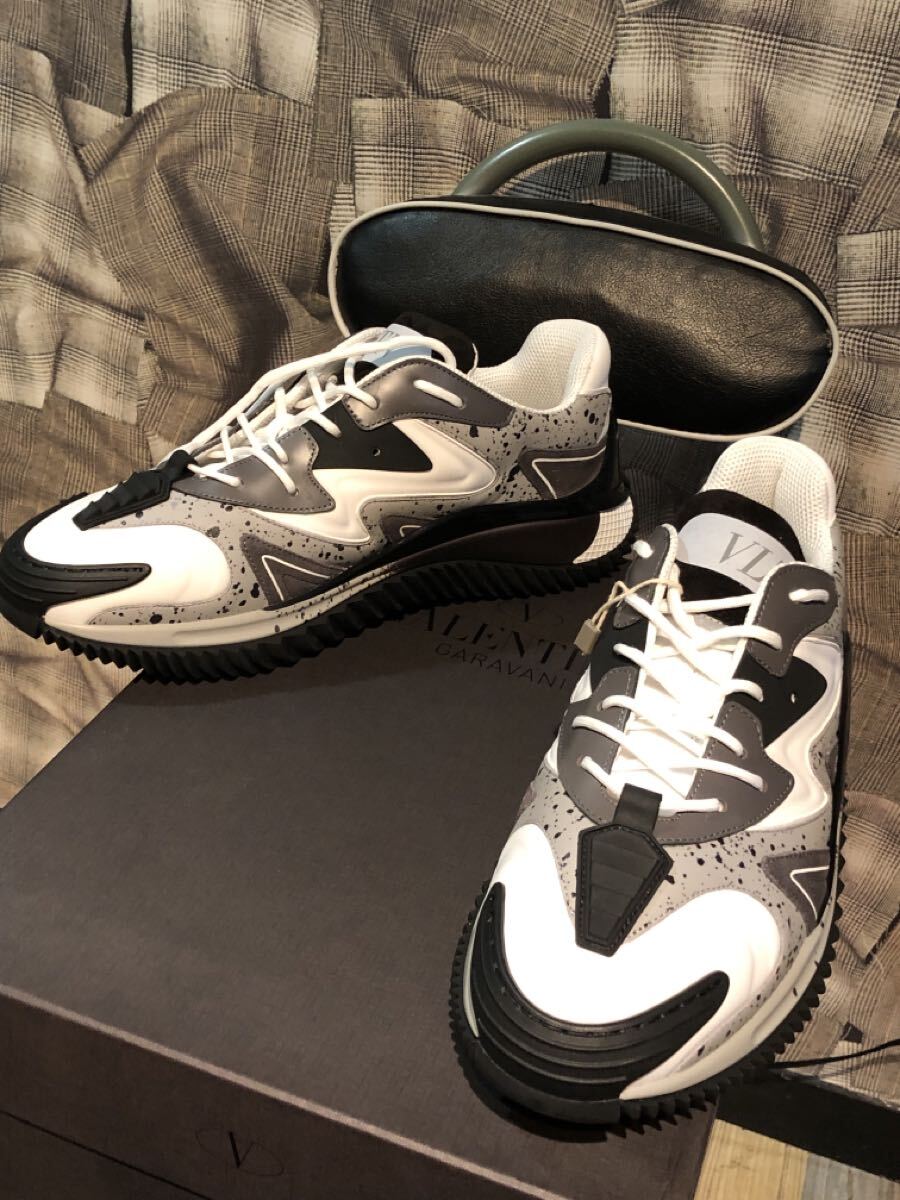 VALENTINO バレンチノ ローカット スニーカー サイズ42 VY2S0D95 ブラック/グレー FK拍卖