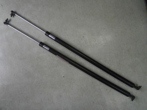 ホンダ ステップワゴン RF8 リアゲートショック @1671拍卖