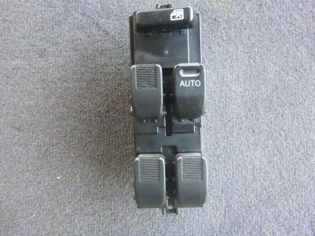 ダイハツ マックス L950S 右Fドアパワーウインドースイッチ @12293拍卖