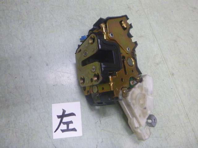 日産 エルグランド E51 左FドアロックASSY @12804拍卖