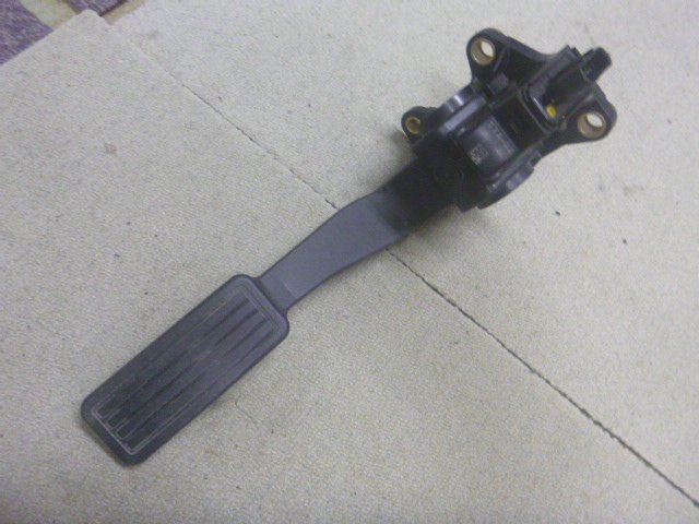 ホンダ NBOX JF3 電子アクセルペダル @14965拍卖