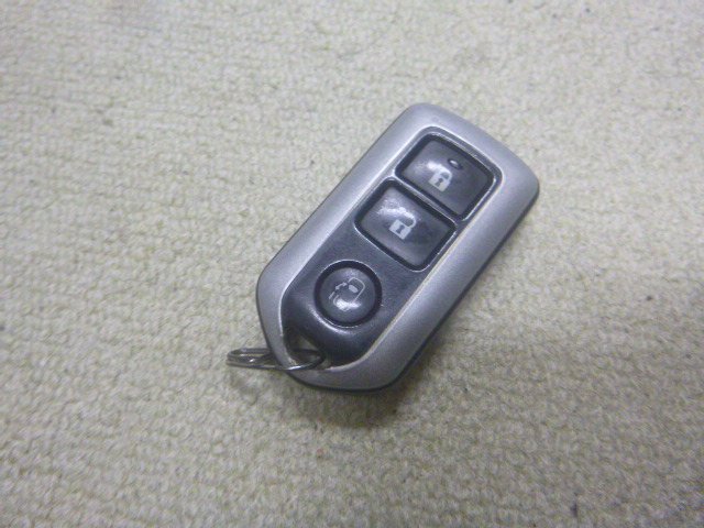 トヨタ ポルテ NNP10 スマートドアロックスイッチ @14897拍卖