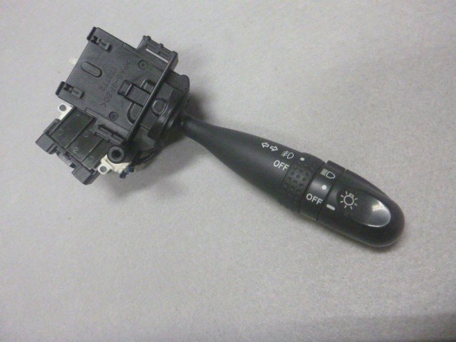 ダイハツ ムーブコンテ L575S ライトスイッチ @15334拍卖