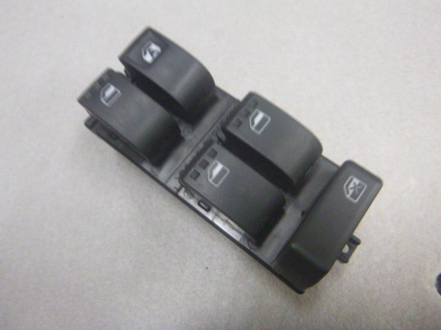 ダイハツ ムーブコンテ L575S 右Fパワーウインドースイッチ @15335拍卖