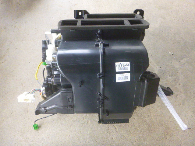 フィット ハイブリッド GP5 ヒーターユニットASSY @14039拍卖