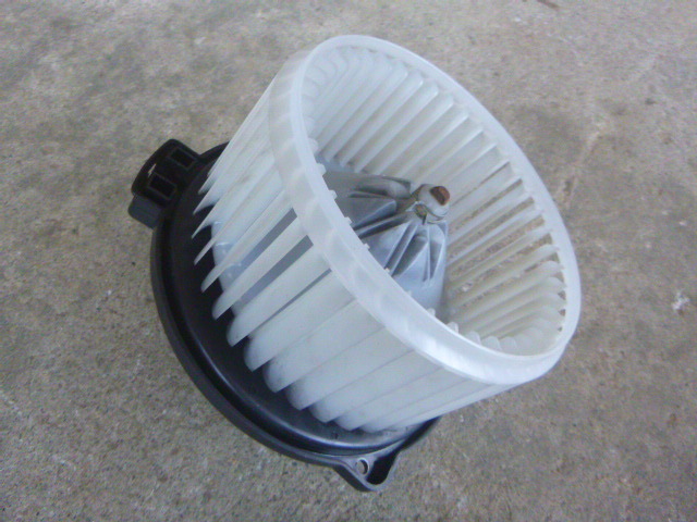 ホンダ レジェンド KA9 ヒーターブロアーモーター @11182拍卖