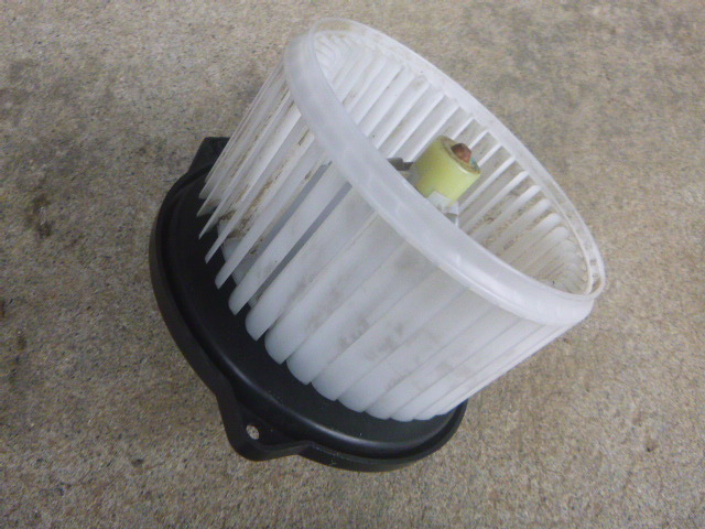 ダイハツ ムーブ L150S ヒーターブロアーモーター @11162拍卖